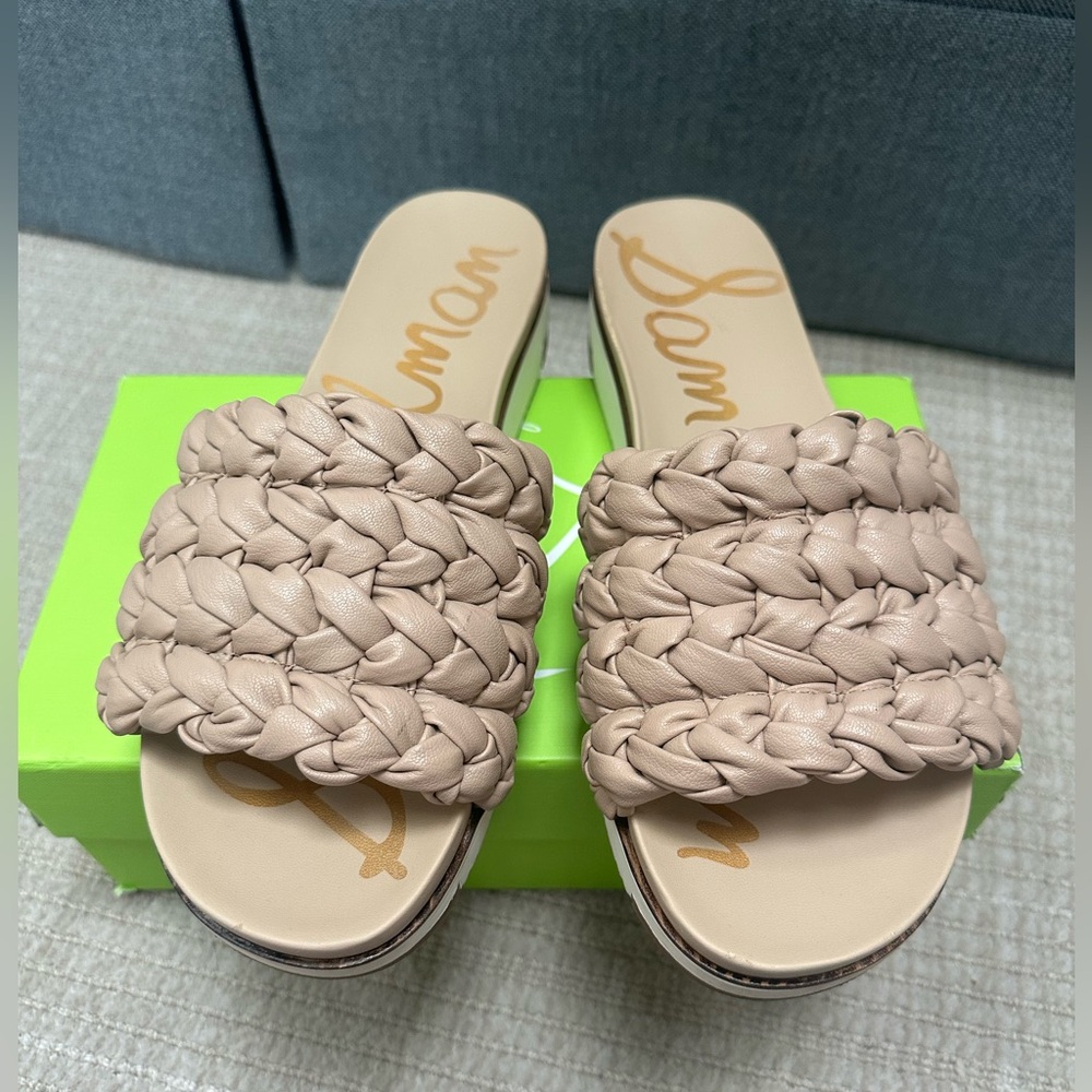 EUC SAM EDELMAM AINSLIE SLIDE SANDAL IN BEIGE NAPA
